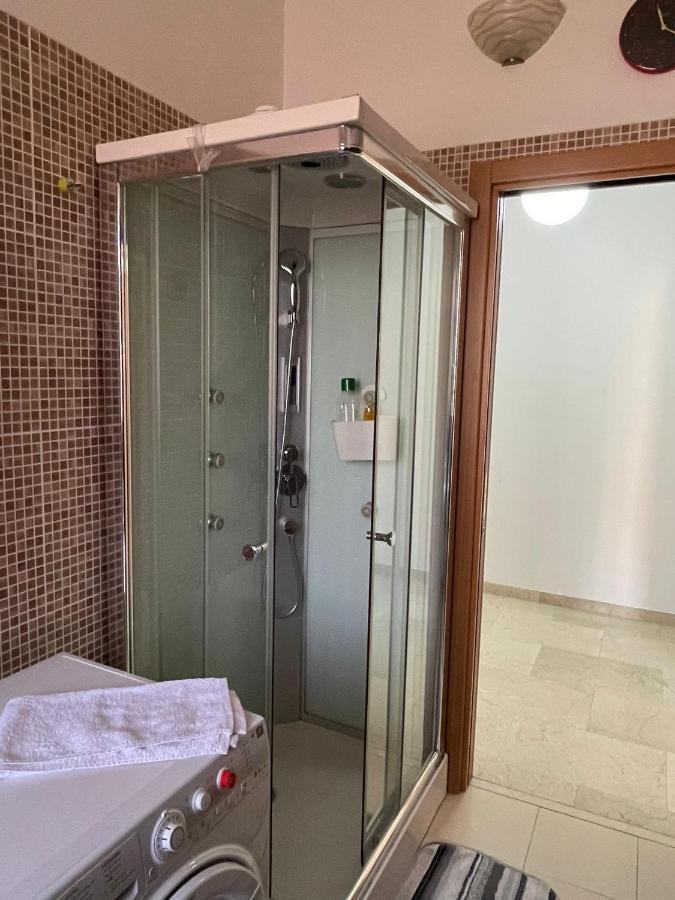 Splendido Appartamento In Zona Fiera A Bologna Exteriör bild